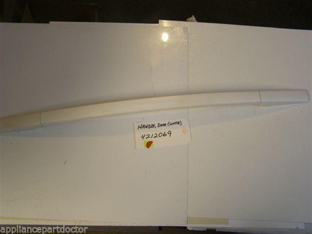 Kitchen Aid STOVE 4212069 Handle, Door (white) USED Kitchen Aid STOVE 4212069 Handle, Door (white) USED